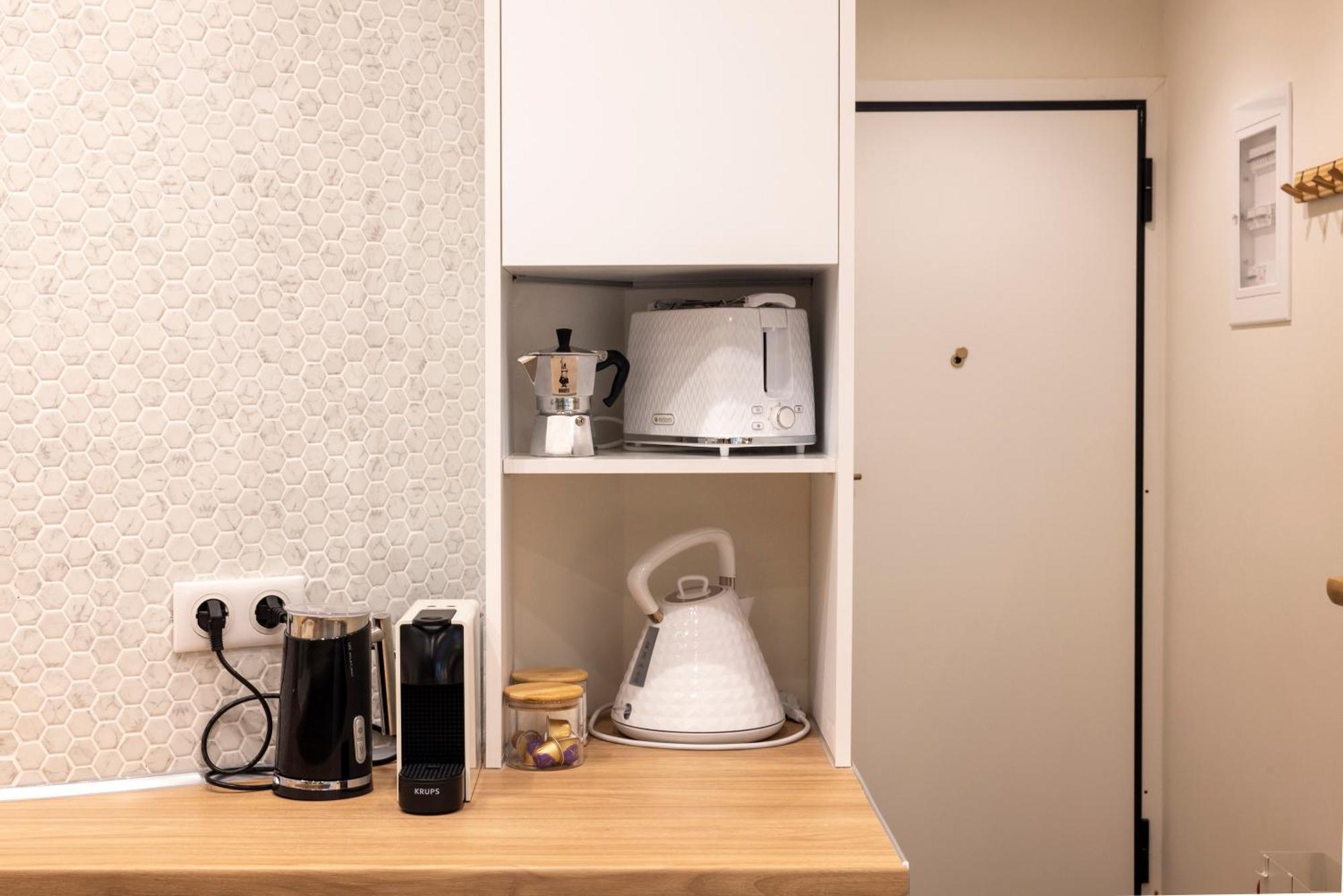 Studio Flat 21 At Evangelismos Metro Stn Atenas Exterior foto